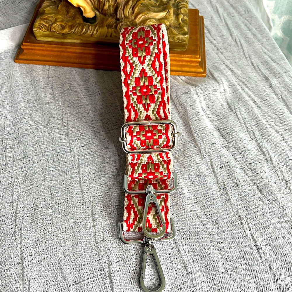 EXTENDABLE SHOULDER/CROSSBODY STRAP